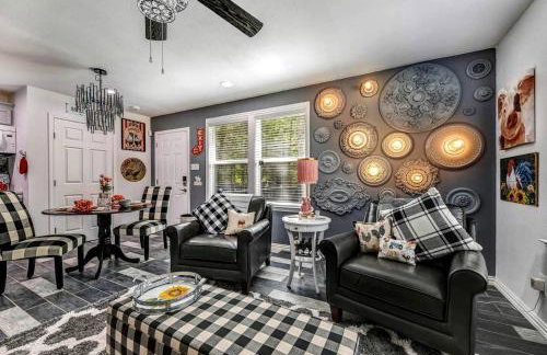 Stylish Wills Point Cottage near Dallas Ideal for Romantic Getaways in Texas - Foto 8