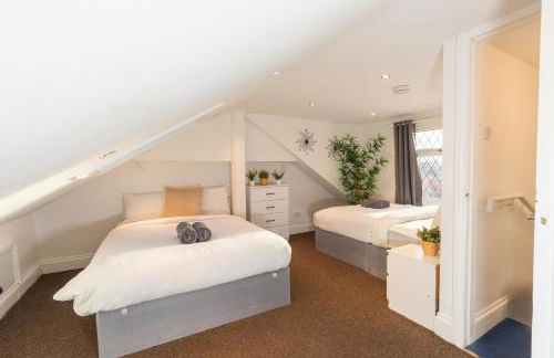 Cottage Flat 2BD Leyton Near Central Line - Sleeps 10 - Foto 17