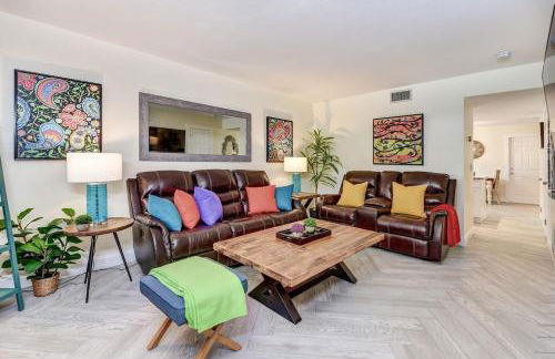 Dog Friendly Home by Flagler Avenue! Fenced Yard and Garage! Walk to the Beach! - Foto 2