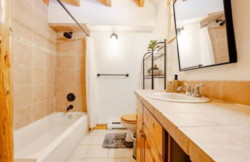 Cabin-Style Ski Home in Minturn with Private Deck - Foto 26