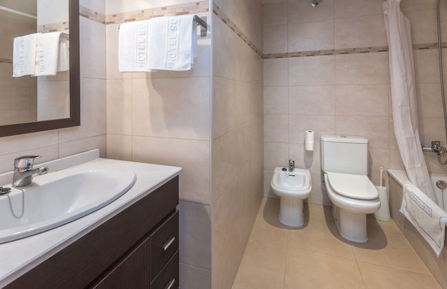 Sorrabona Apartments - Photo 19