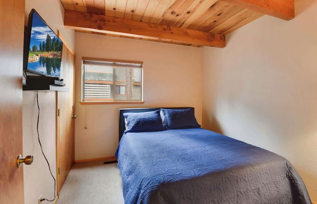 Lake Tahoe Treasure! Minutes From Beach & Skiing - Foto 5