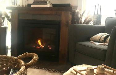 Dreamy Artist Chalet in Secluded Historic Village - Photo 7