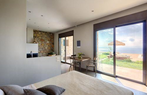 Euphoria Suites - Photo 24