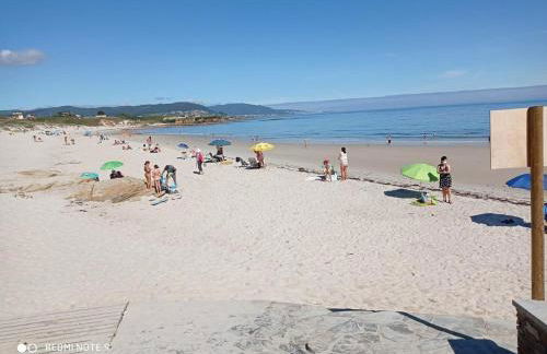 EnFOZ Tus Mejores Vacaciones, Playa Piscina y Parking - Foto 9