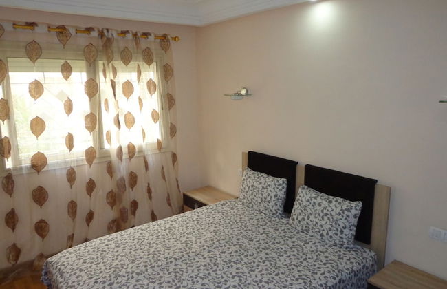 Apartment With Terrace - Photo 15