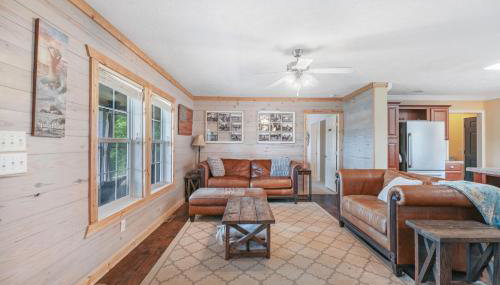 Lakefront Retreat w Dock Boat Rental and Views - Foto 5