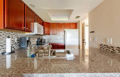 Condo with Golf Course & Camelback Mountain Views - Foto 12