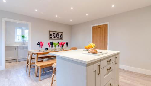 Maple House - Photo 5