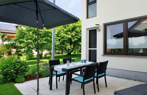 Ferienwohnung mit Terrasse - Foto 1