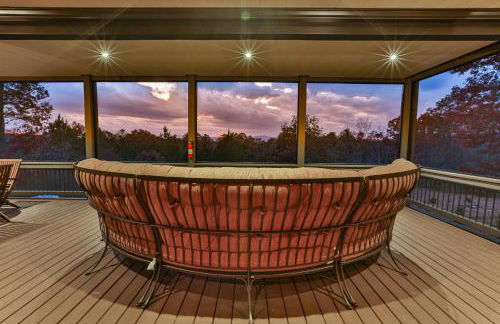 EAGLES CREST - Long Range Layered Mountain Views in peaceful neighborhood! - Foto 44