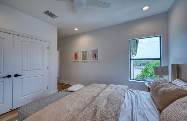 Luxury Lakefront Home-private Dock - Dipping Pool! - Foto 3