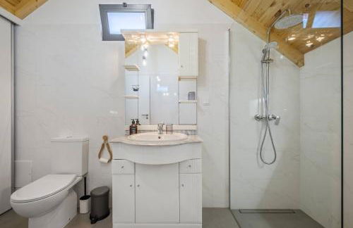 Mountain Retreat by Homie - Photo 48