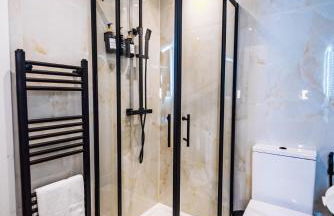 Luxurious 3-Bedroom Oasis Manchester - Foto 18