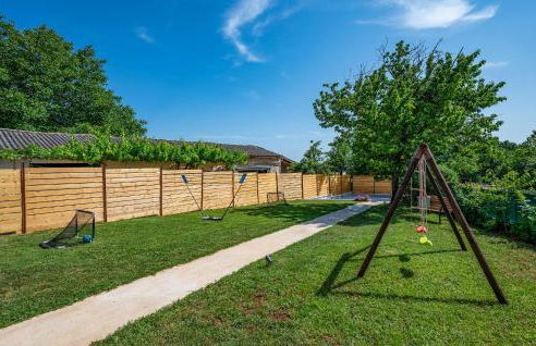 2 Bedroom Stunning Home In Zeliski - Foto 9