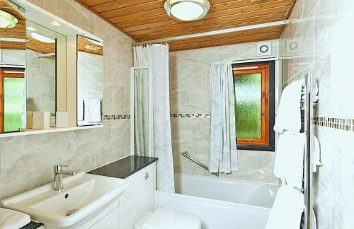 Rowan Lodge 3 Hot Tub - Foto 6