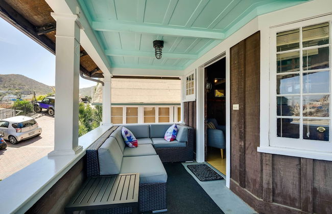 Charming Catalina Gem w/ Deck: Walk to the Beach - Foto 27