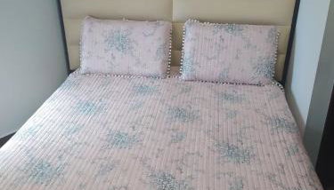 Elsa's House - Photo 5