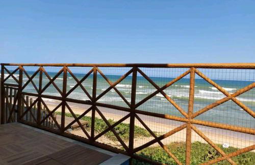 Linda casa beira da praia - Foto 1