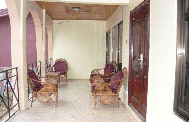 3 Bed House Sleeps 6 - Parking, Wifi, Generator - Foto 19