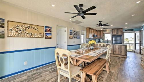 Coastal Home Walk to Holden Beach! - Foto 4