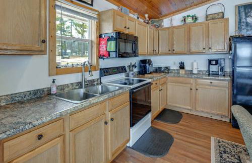 Montello Cabin on Buffalo Lake with Dock and Fire Pit! - Foto 9