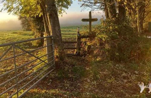 1 Bed Lodge-Sleeps 4-Pet Friendly-Free Parking - Photo 5