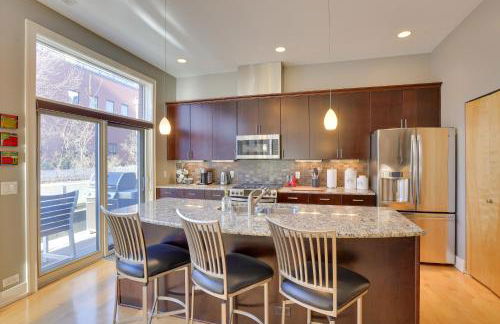 Downtown Condo with Rooftop Patio and City Views! - Foto 13