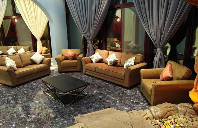 Emirates Hills Lake View Villa - Foto 76