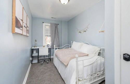 3BR home near Heritage Park - Photo 15