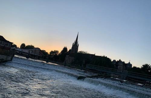 Stunning Classic Dutch Barge near Henley & Marlow - Foto 12