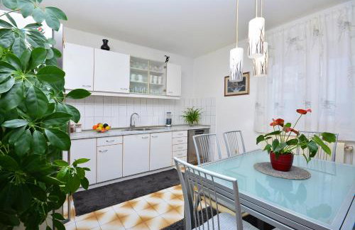 Artsy Apartment - Foto 12