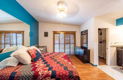 Remodeld5BR Modern Retreat with Covered Pool - Foto 16