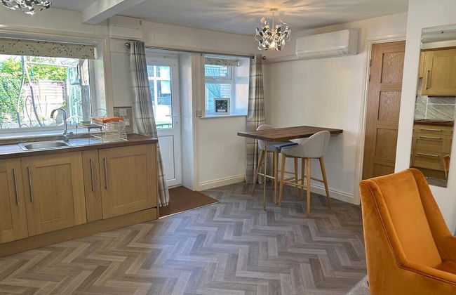 Cottinghamdetachedprop/kingbed/tv/wifi - Foto 11