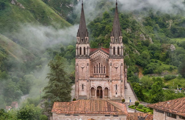 Escursione ai laghi di Covadonga, Cangas de Onís e Lastres - Foto 1