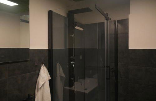 KS Stays Apartments - 2 Schlafzimmer mit 4 Einzelbetten in Bielefeld - Foto 26