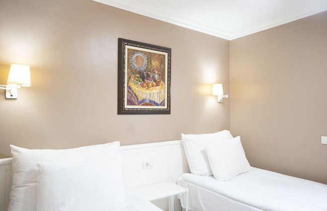 Coral La Quinta Park Suites - Photo 75