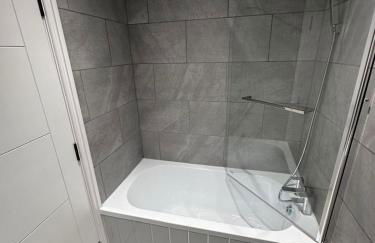 Modern Cozy One Bedroom Apartment - Foto 3