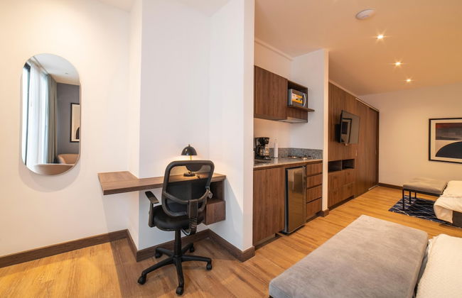 Cali River Suites - Photo 9