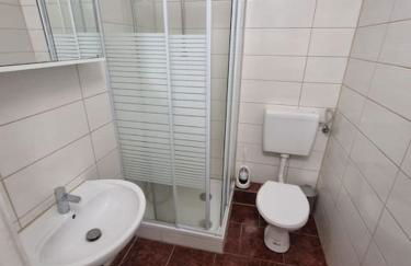 Monteurunterkunft Nähe CentrO Oberhausen - 2OGL - Foto 10