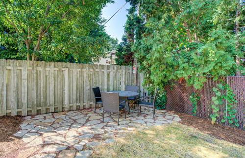 Free parking with In unit washer and dryer AC - Pets Ok - Foto 19