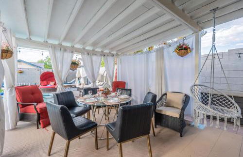 Family Fun 4-bedroom house House with Free Heated Pool & Hot Tub & Game Room & Mini Golf in Chandler - Foto 57