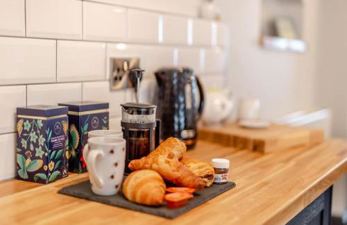 The Tipsy Bee At 143 - Foto 16