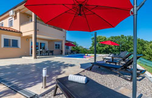 Villa Mia in Labin, a two apartment villa with pool close to the sea - Foto 3