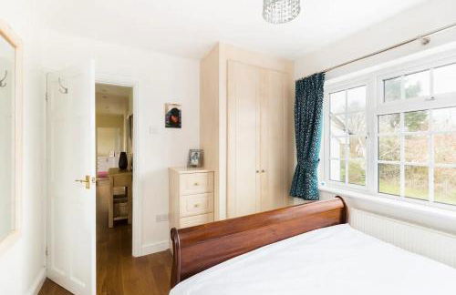 Spacious 5 Bed & Hot Tub Sleeps 12, near Stratford upon Avon - Foto 38