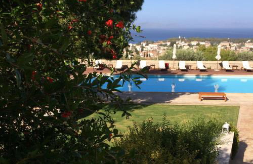 Xenon Estate - Photo 1