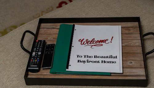 The Beautiful Bayfront Home! - Foto 4