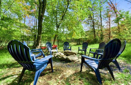 Spacious Waterfront Mansion wHot tubPoolTable - Foto 39