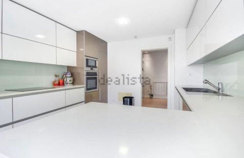 Riverside - apartment - Photo 7