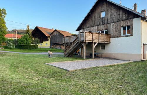 Gîte 14 personnes - 10 minutes de Gerardmer - Jaccuzzi - Foto 1